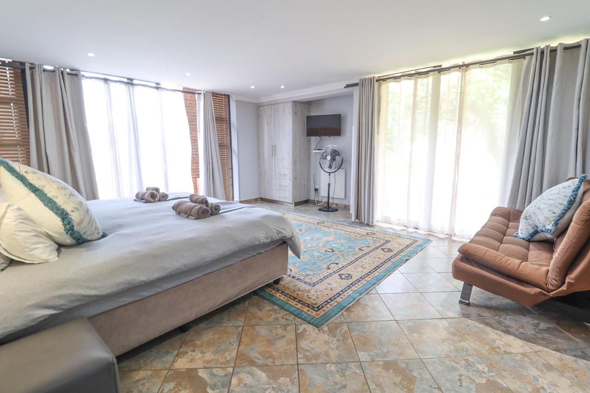 7 At Brainline Apartment พริทอเรีย ภายนอก รูปภาพ