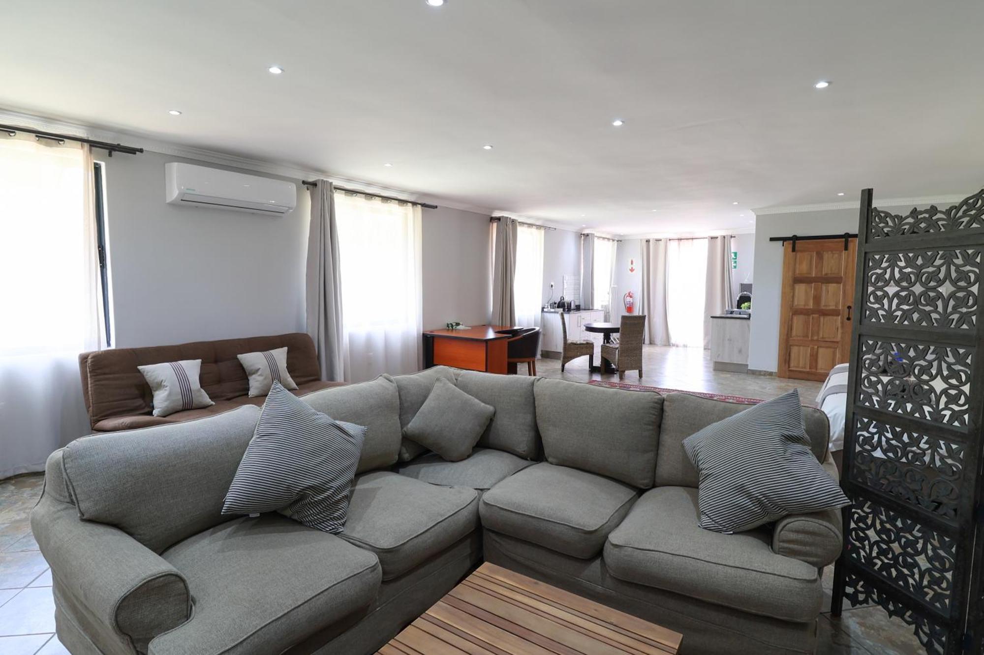 7 At Brainline Apartment พริทอเรีย ภายนอก รูปภาพ